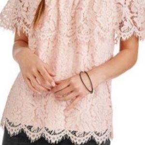 No boundaries off the shoulder lace top